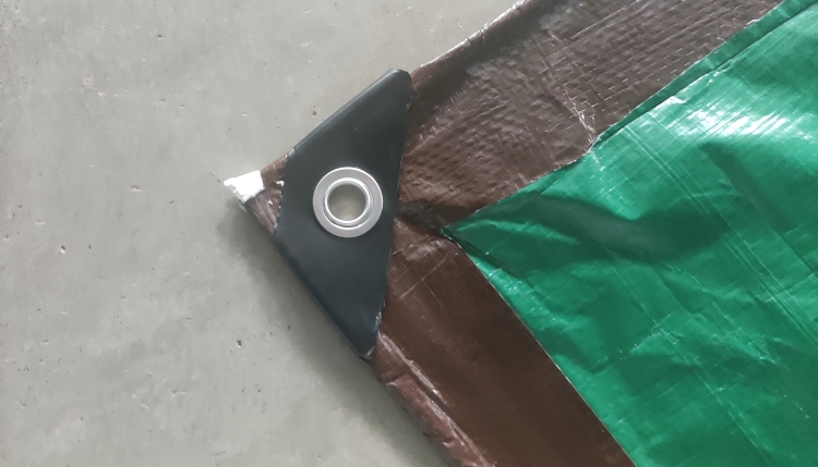 आवरण संरक्षणको लागि 8'x10' 110GSM ब्राउन हरियो पीई तिरपाल आवरण संरक्षणको लागि 8'x10' 110GSM ब्राउन हरियो पीई तिरपाल